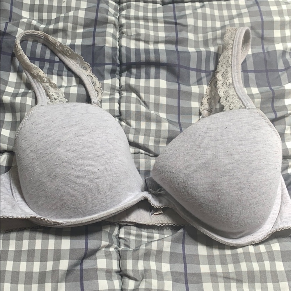Victoria’s Secret and Aerie bras